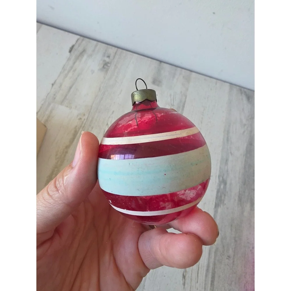 Vintage made in US of A unsilvered striped red glass ornament Xmas tree